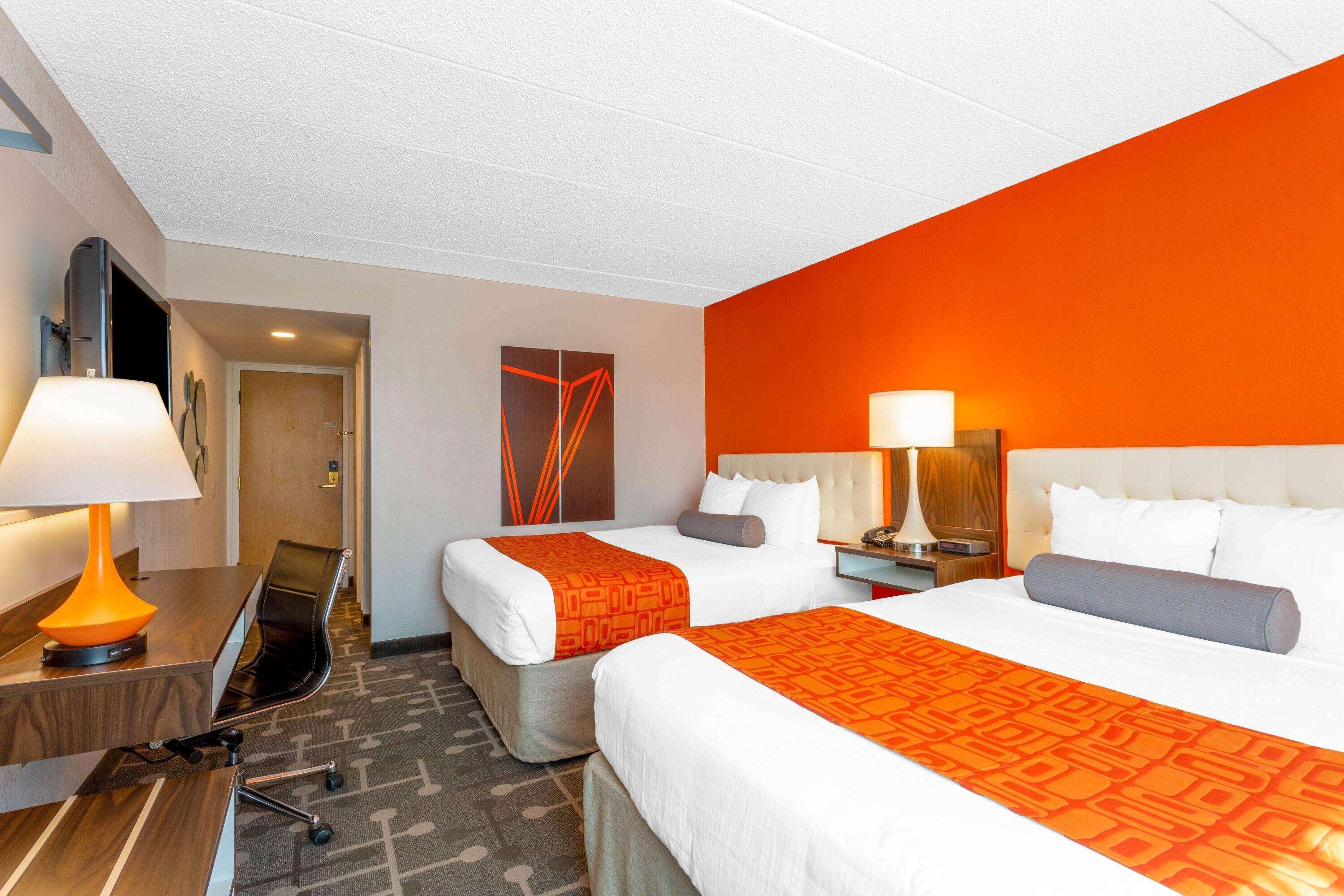 Howard Johnson By Wyndham Portsmouth Extérieur photo