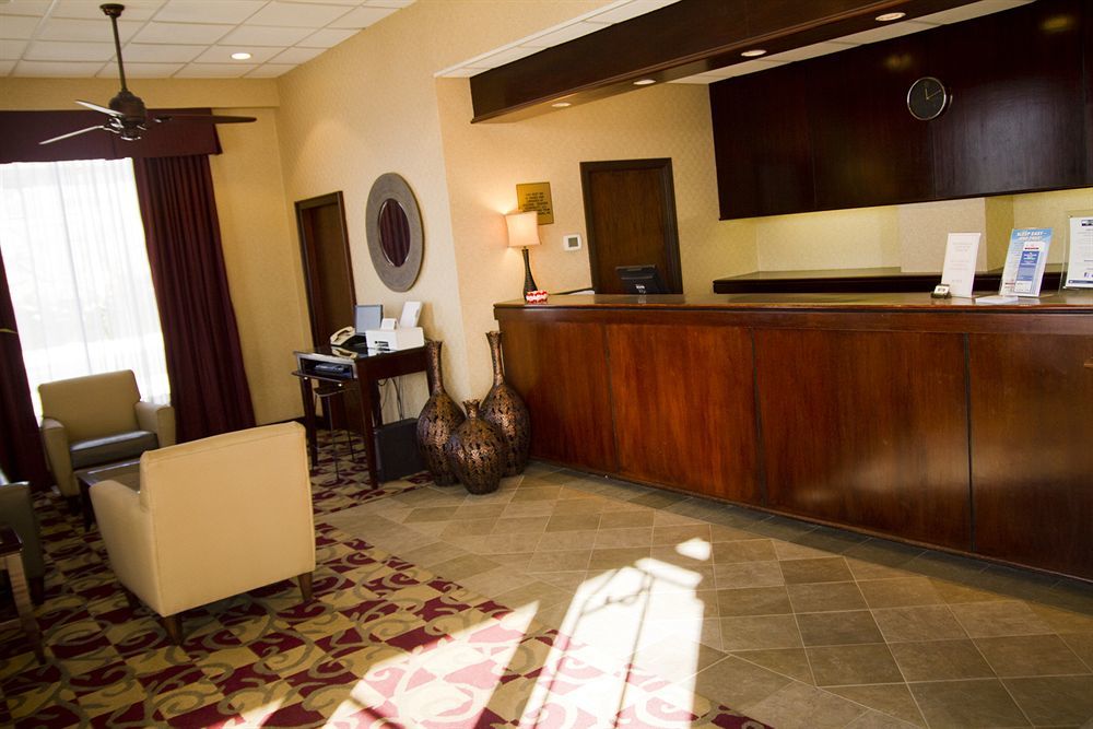 Howard Johnson By Wyndham Portsmouth Intérieur photo